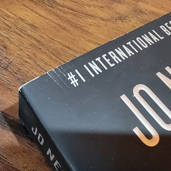 Jo Nesbo book - Picture 6 of 9